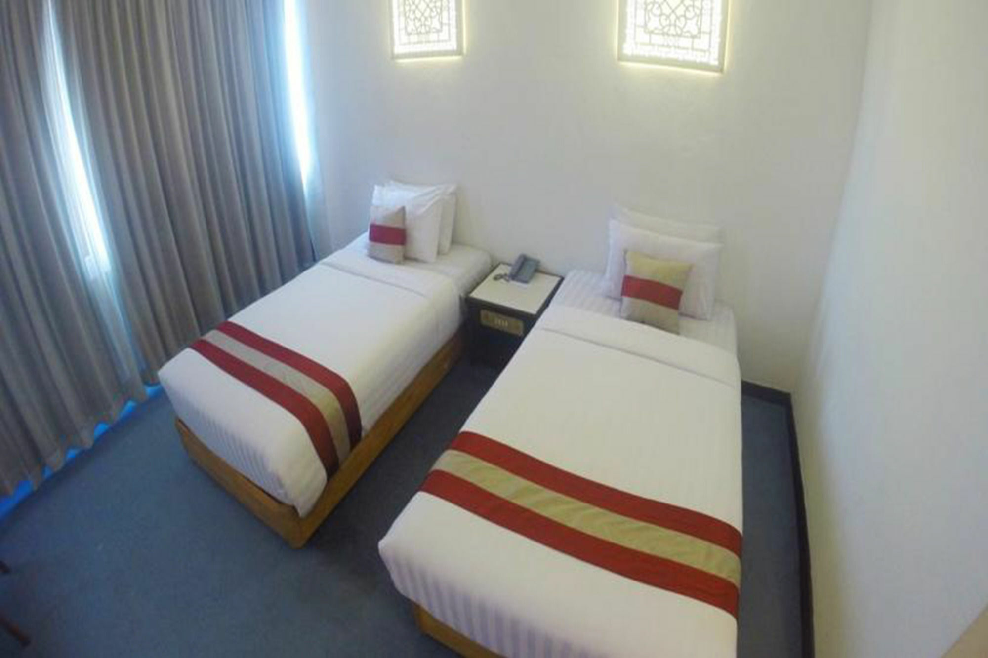 Phuket Town Inn Exterior photo